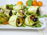 Rotolini di zucchine alla mediterranea: involtini freddi senza cottura