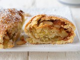 Rotolo di frolla mele amaretti e pinoli dolce veloce