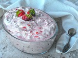 Semifreddo alle fragole con biscotti