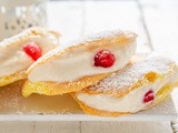 Sospiri di monaca dolci siciliani alla ricotta