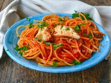 Spaghetti al coccio primo di pesce