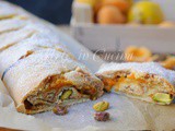 Strudel alle albicocche e ricotta con pistacchi