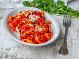 Tagliatelle al ragù fatte in casa