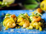 Tagliatelle zucchine e gamberi al forno