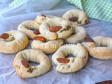 Taralli olive e mandorle salati