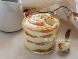 Tiramisù al bicchiere con pavesini