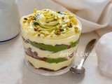 Tiramisù con pistacchio e pan di stelle al bicchiere