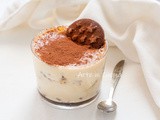 Tiramisù di yogurt al caffè e pan di stelle