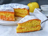 Torta 3 tempi versata alle mele e crema veloce
