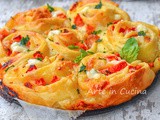 Torta delle rose alla caprese con sfoglia