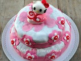 Torta hello Kitty in pasta di zucchero