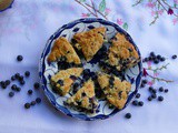 Scones με μύρτιλλα και τυρί brie