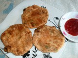 Peas Puri (Matar ki Puri)