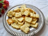 Garlic Cheese Crackers | Easy Crackers Recipe