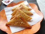 Onion Samosa | Triangle samosa | Easy snack Recipe