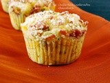 #MuffinMonday: Cheddar Bacon Crumble Muffins