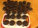 One-Bowl Chocolate Cupcakes with Caramel Frosting