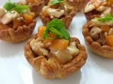 Little Croustades filled with chicken mushroom