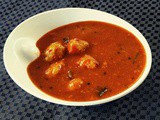 Paruppu Urundai Kuzhambu (Gravy with Lentil Balls)