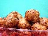 Punugulu / An easy crispy South Indian Snack