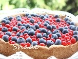 Crostata con crema al limone e frutti di bosco