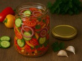 Poletje v kozarcu: vitaminska zimska solata