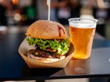 Zadnje letošnje srečanje burgerja in piva