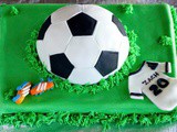 Chocolate-vanilla marble cake and a marshmallow fondant revisit