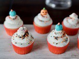 Fall fondant toppers and cupcakes