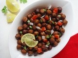 Kala Chana Chaat – Black Chickpeas Chaat