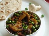 Matar Mushroom Fry – Mushroom and Peas Stir Fry