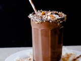 Healthy Almond Joy Smoothie