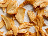 How to Make Garlic Chips