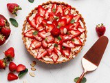 No Bake Strawberry Mascarpone Tart