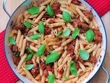 Pasta with Spicy Sausage and Sun-Dried Tomato Pesto #WeekdaySupper