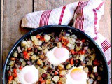 Skillet Steak and Eggs Hash