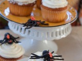 Caught You In My Web with Apple-Pumpkin Cupcakes
