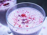 Fitnessshake mit Beerenpulver von Finnbeere