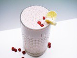 Schoko-Banane-Ribisel Smoothie