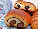 Pain au chocolat e croissant francesi