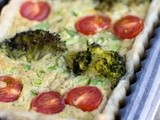 Bladerdeegtaart met tomaat en broccoli