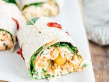 Burrito met vissticks, wortel en rijst