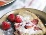 Dutch Baby Strawberry Pancake