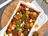 Falafel ovenschotel met gegrilde paprikasaus