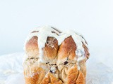 Hot cross buns-cake