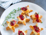 Kersthapje met brie en cranberry