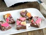 Kraamhapje fudge met roze koeken