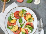 Perzik caprese met pesto