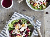 Salade met kalkoen, cranberrysaus en brie