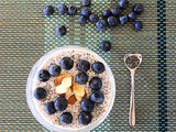 Chia pudding with blueberries / budino ai semi di chia con mirtilli